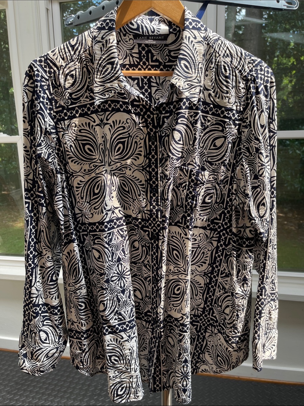 Lane Bryant Black and Cream Printed Button-Up Shirt